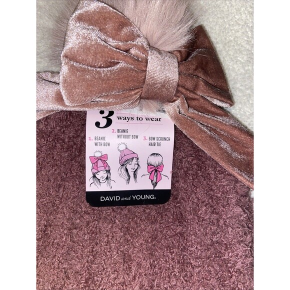 David & Young Women/Girl’s Fuzzy Beanie Pom-pom Detachable Bow Purple OS NWT - Picture 2 of 2